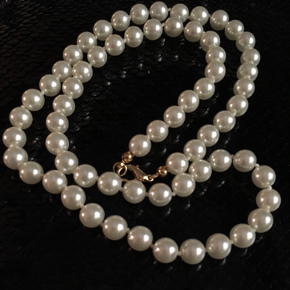 Faux Peal Necklace